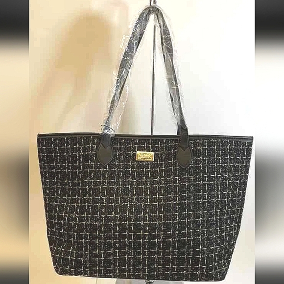 New! Tags! BADgLEY MISHKA Black and Gold WOVEN Women's Tote Bag - Picture 3 of 12